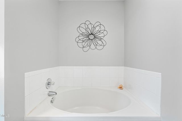 5219 Oakbrook Drive, Durham, NC 27713