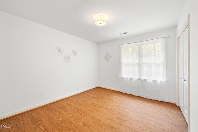 5219 Oakbrook Drive, Durham, NC 27713