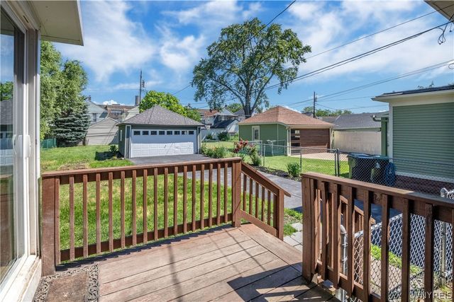 40 Mckinley Avenue, Tonawanda, NY 14217
