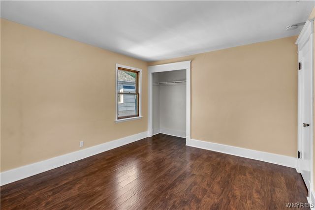 40 Mckinley Avenue, Tonawanda, NY 14217