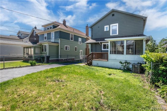40 Mckinley Avenue, Tonawanda, NY 14217
