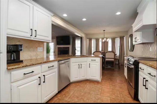 18638 Harmon Road, Fayetteville, AR 72704