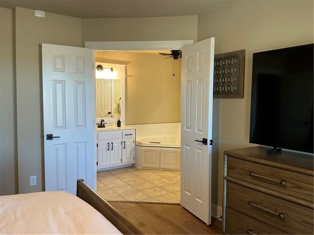 18638 Harmon Road, Fayetteville, AR 72704