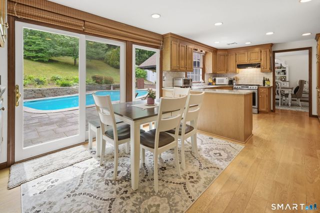 141 Founders Road, Glastonbury, CT 06033