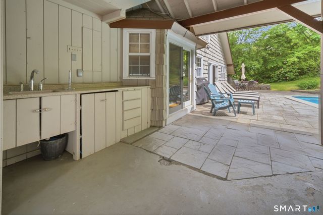 141 Founders Road, Glastonbury, CT 06033