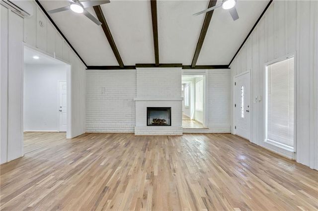 5586 Glore Drive SW, Mableton, GA 30126