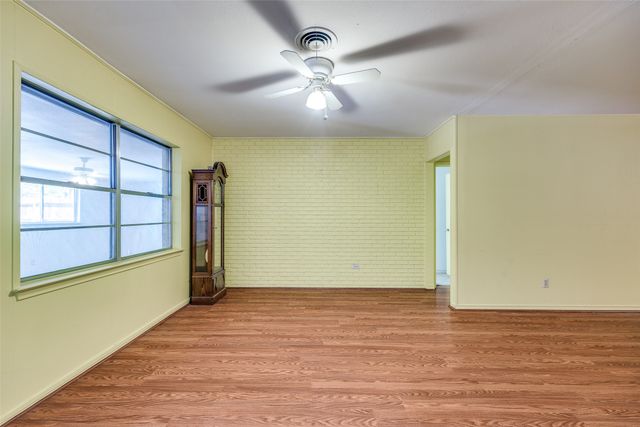 706 Gaylewood Drive, Richardson, TX 75080