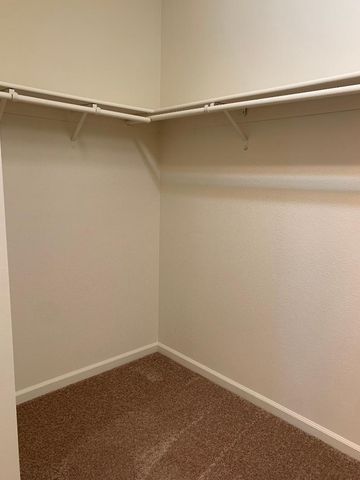 1881 Alice Way, Sacramento, CA 95834