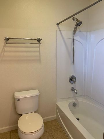 1881 Alice Way, Sacramento, CA 95834