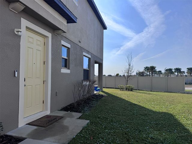 31779 BLUE PASSING LOOP, Wesley Chapel, FL 33545