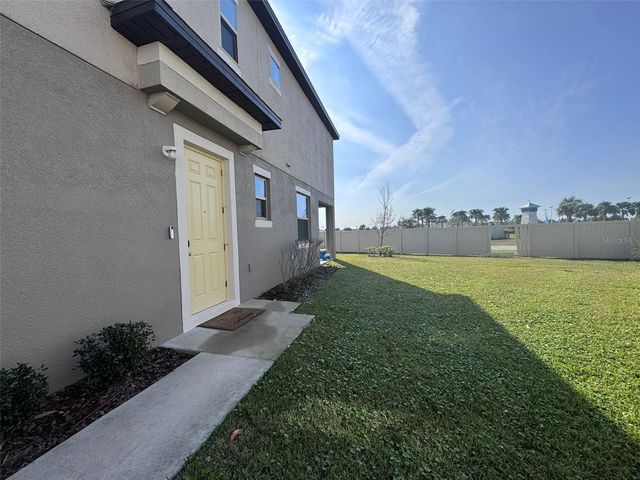 31779 BLUE PASSING LOOP, Wesley Chapel, FL 33545