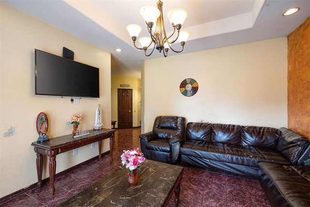 2214 SW 54th Street, Oklahoma City, OK 73119