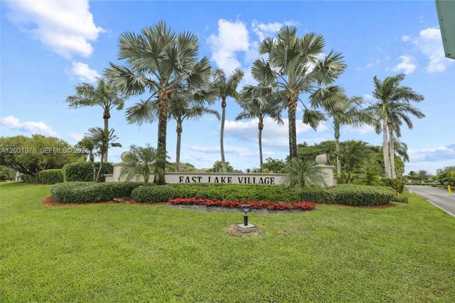 690 SE 30th Dr, Homestead, FL 33033