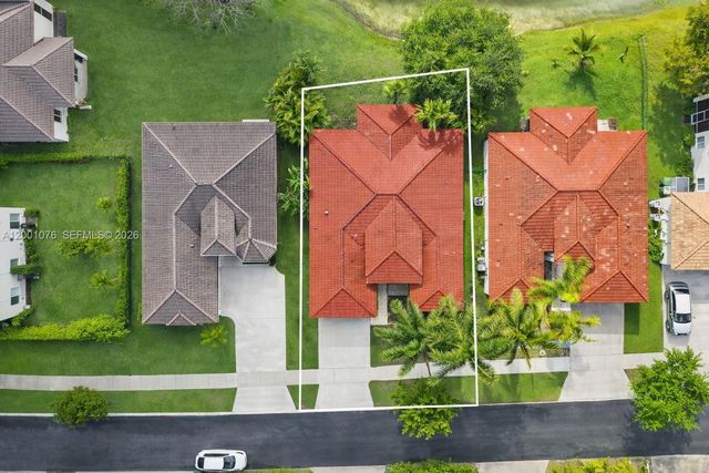 690 SE 30th Dr, Homestead, FL 33033