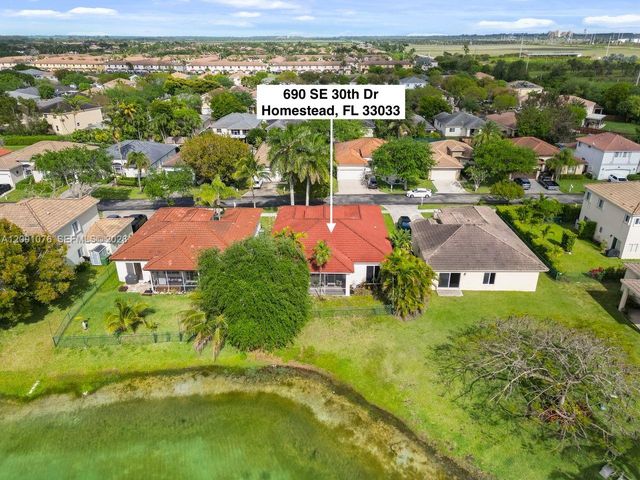 690 SE 30th Dr, Homestead, FL 33033