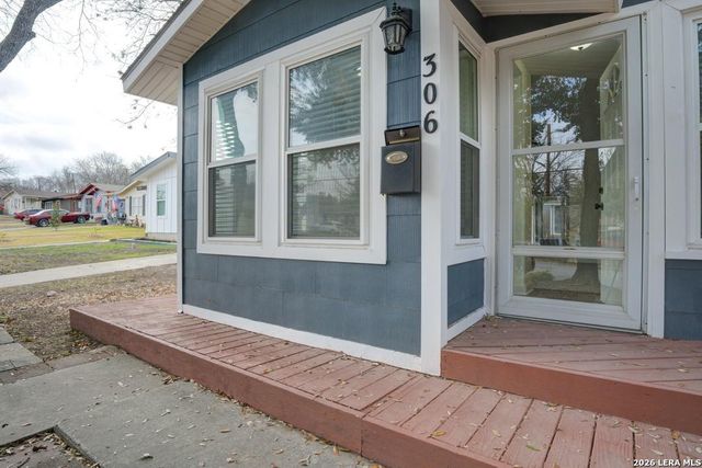 306 Linda Lou, San Antonio, TX 78223