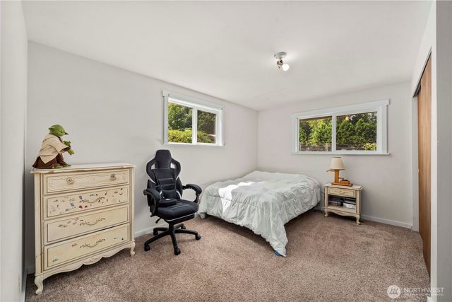 18201 Renton Maple Valley Road SE, Maple Valley, WA 98038