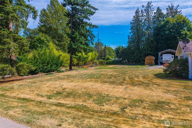 18201 Renton Maple Valley Road SE, Maple Valley, WA 98038