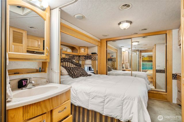 18201 Renton Maple Valley Road SE, Maple Valley, WA 98038