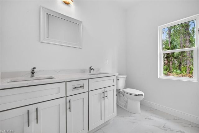 810 Jackson AVE, Lehigh Acres, FL 33972
