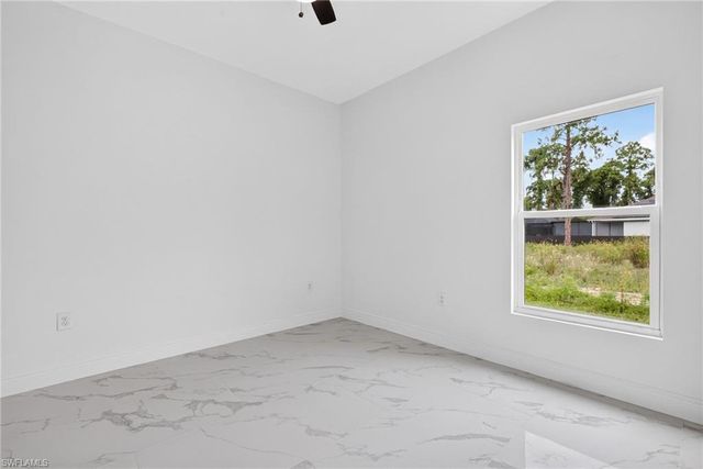 810 Jackson AVE, Lehigh Acres, FL 33972