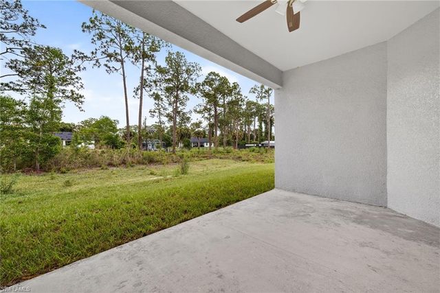 810 Jackson AVE, Lehigh Acres, FL 33972