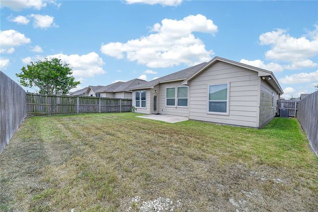 2126 Oso Bay Preserve Dr, Corpus Christi, TX 78414