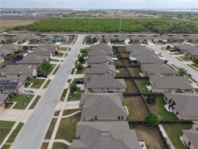 2126 Oso Bay Preserve Dr, Corpus Christi, TX 78414