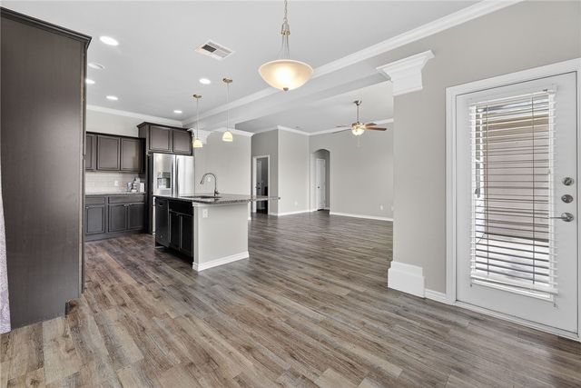 2126 Oso Bay Preserve Dr, Corpus Christi, TX 78414