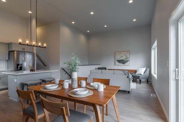 6241 86th Avenue S, Horace, ND 58047