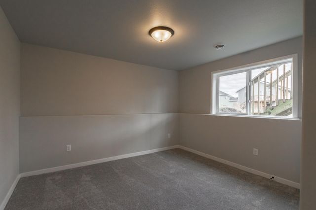 6241 86th Avenue S, Horace, ND 58047