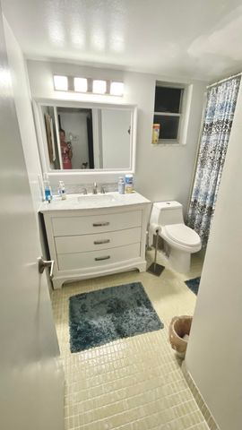 2724 Garden S 207, Lake Worth, FL 33461