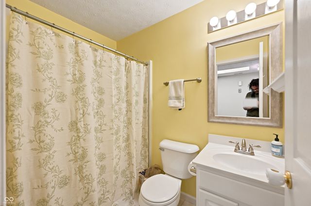 1406 Fall Ridge Drive, Brownsburg, IN 46112