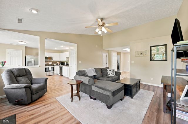 1406 Fall Ridge Drive, Brownsburg, IN 46112