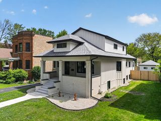 17 Franklin Avenue, River Forest, IL 60305