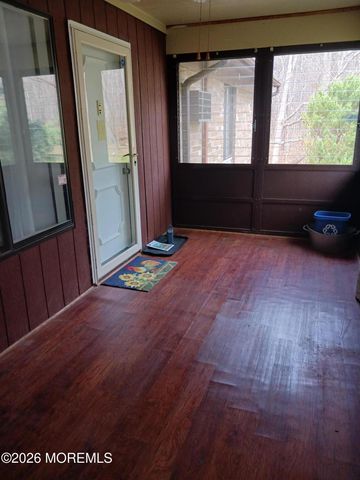 115 Amberly Drive H, Manalapan, NJ 07726