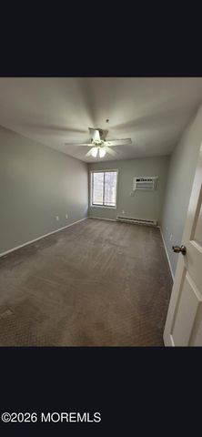 115 Amberly Drive H, Manalapan, NJ 07726