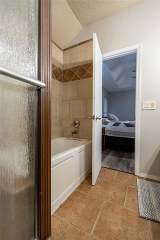 1146 E 137th Street E, Glenpool, OK 74033