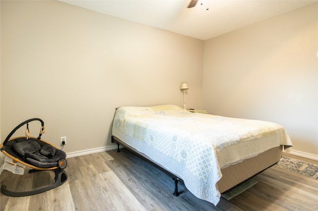 1146 E 137th Street E, Glenpool, OK 74033
