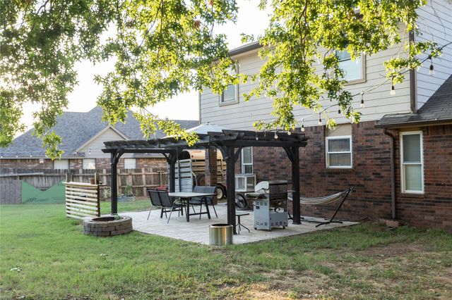 1146 E 137th Street E, Glenpool, OK 74033