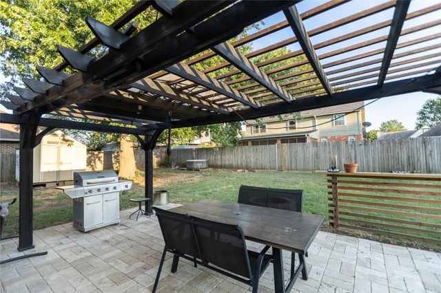 1146 E 137th Street E, Glenpool, OK 74033
