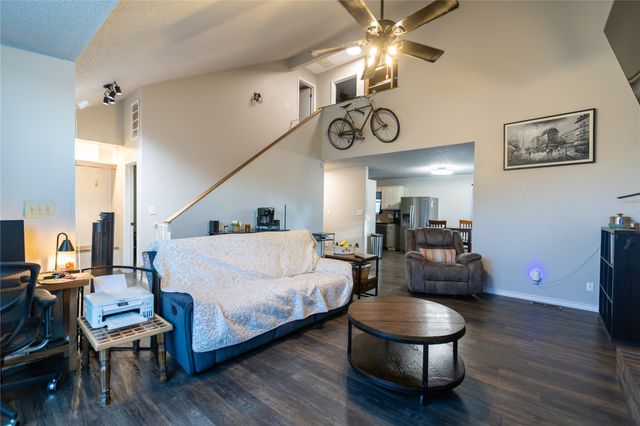 1146 E 137th Street E, Glenpool, OK 74033
