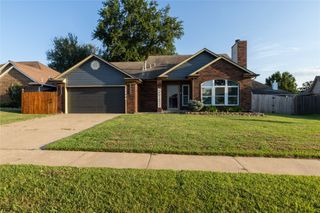 1146 E 137th Street E, Glenpool, OK 74033