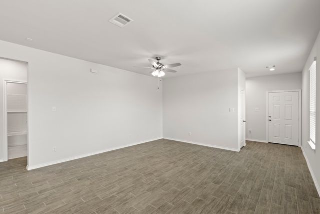 1713 Edgeway Drive, Aubrey, TX 76227