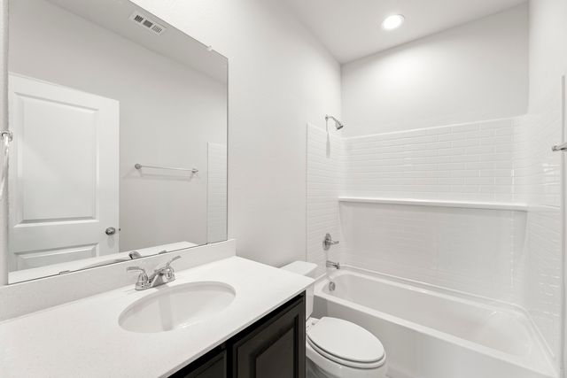 1713 Edgeway Drive, Aubrey, TX 76227