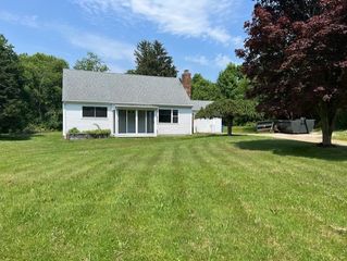 480 Oliphant Lane, Middletown, RI 02842