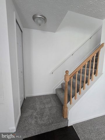 6062 RED SQUIRREL PL, Waldorf, MD 20603
