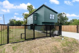 7701 Sayers Street, Houston, TX 77016