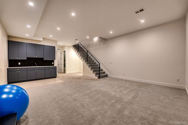 2526 S Lincoln Street, Denver, CO 80210