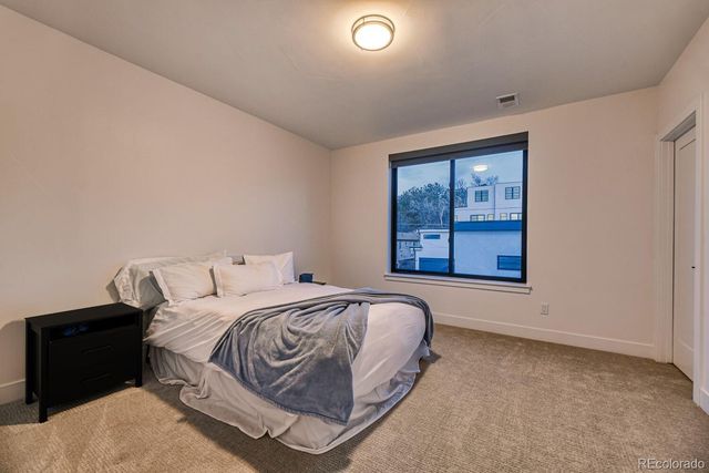 2526 S Lincoln Street, Denver, CO 80210